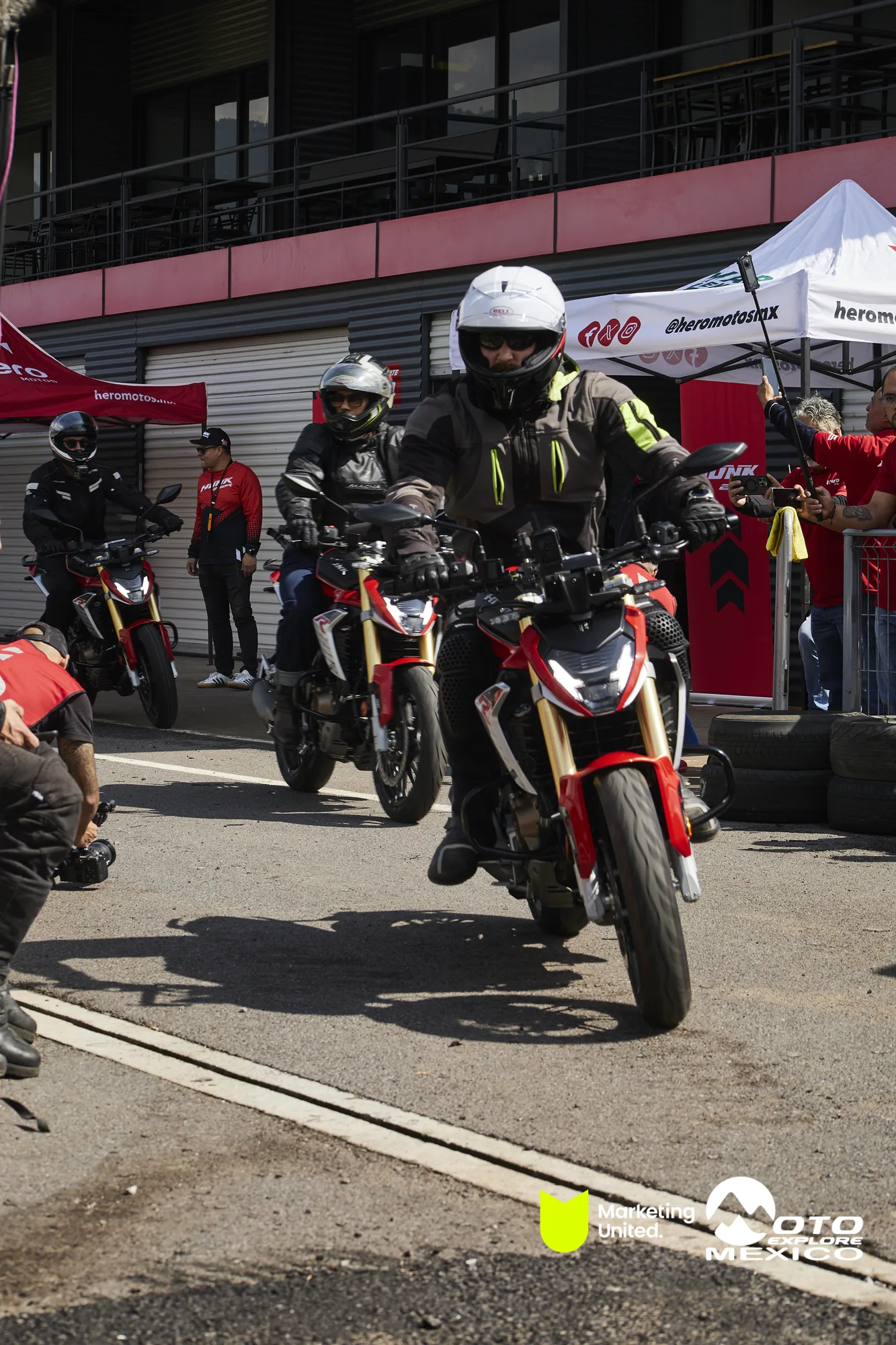 HUNK TRACKDAY 230